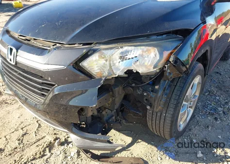 2018 Honda Hr-V Lx z USA, uszkodzony, nr VIN 3CZRU5H35JM721141